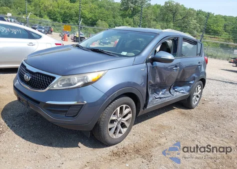 2015 Kia Sportage Lx z USA, uszkodzony, nr VIN KNDPBCAC1F7776981